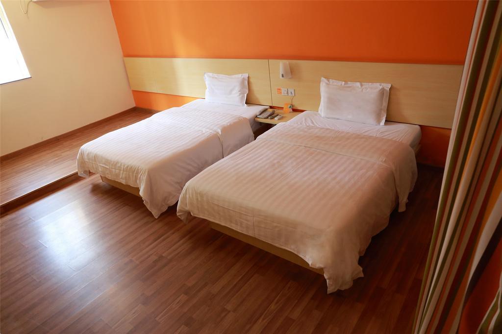 7Days Inn Premium Guangzhou Tianhe West Tiyu Road Subway Station 部屋 写真