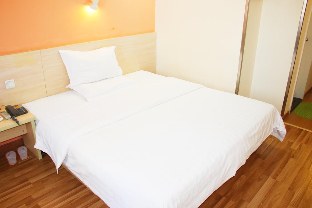 7Days Inn Premium Guangzhou Tianhe West Tiyu Road Subway Station エクステリア 写真