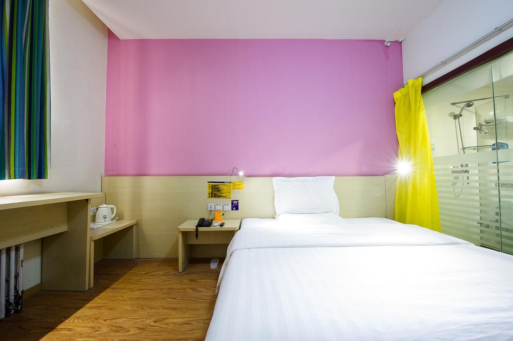 7Days Inn Premium Guangzhou Tianhe West Tiyu Road Subway Station エクステリア 写真
