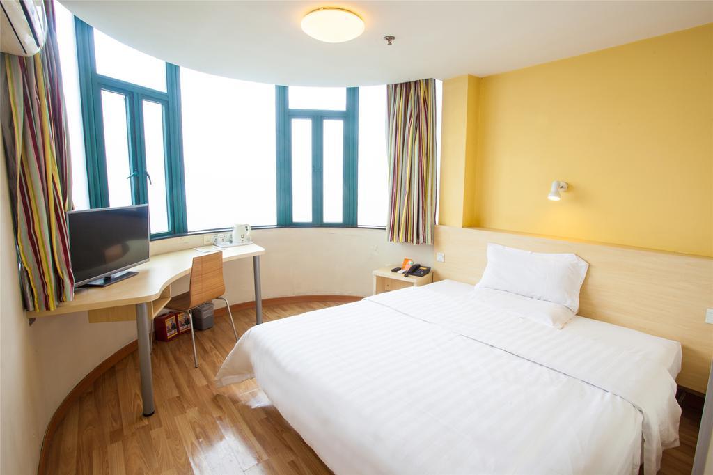 7Days Inn Premium Guangzhou Tianhe West Tiyu Road Subway Station 部屋 写真