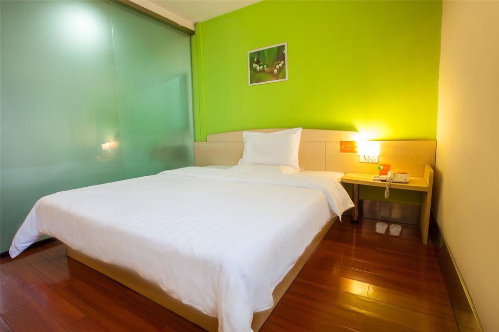 7Days Inn Premium Guangzhou Tianhe West Tiyu Road Subway Station 部屋 写真