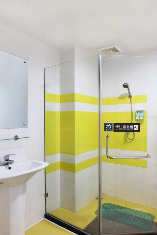7Days Inn Premium Guangzhou Tianhe West Tiyu Road Subway Station 部屋 写真