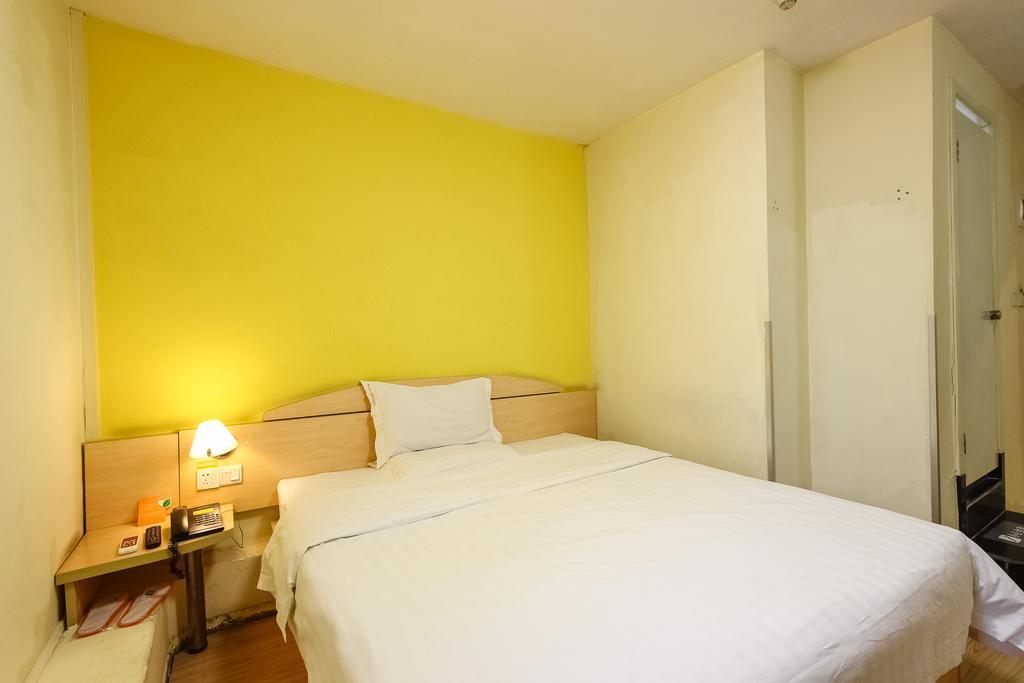 7Days Inn Premium Guangzhou Tianhe West Tiyu Road Subway Station エクステリア 写真