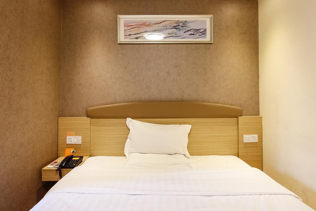 7Days Inn Premium Guangzhou Tianhe West Tiyu Road Subway Station エクステリア 写真